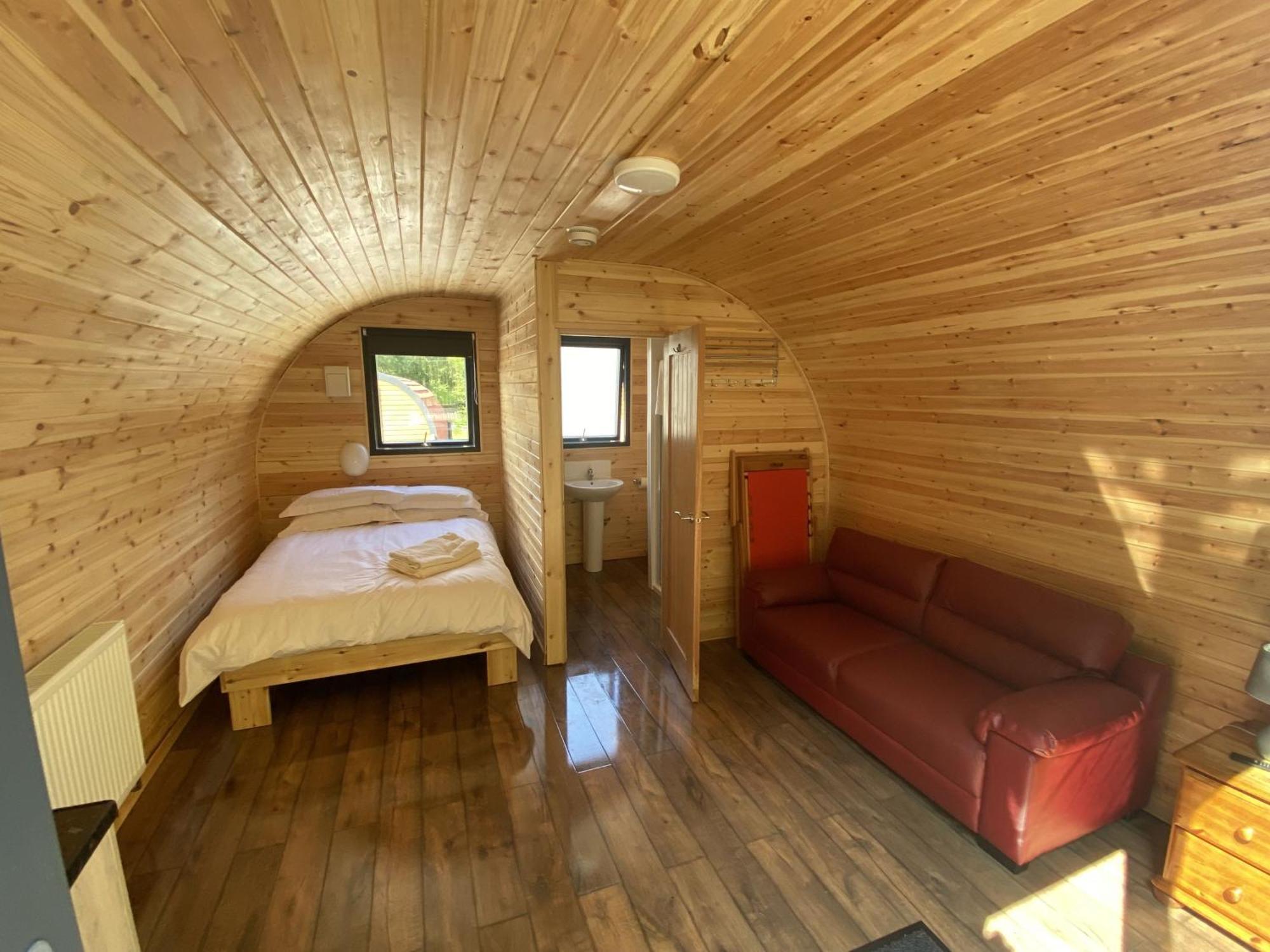 הוילה נית' Forest Pod 4 Pet Friendly מראה חיצוני תמונה